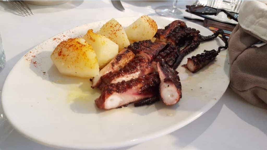 Restaurante El Jardín de la Máquina - Pulpo de Predero a la Brasa