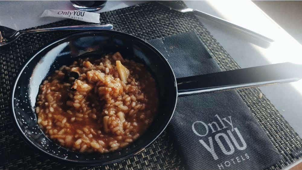 Brunch del Hotel Only You Atocha - Cazuela de Arroz Meloso de Marisco