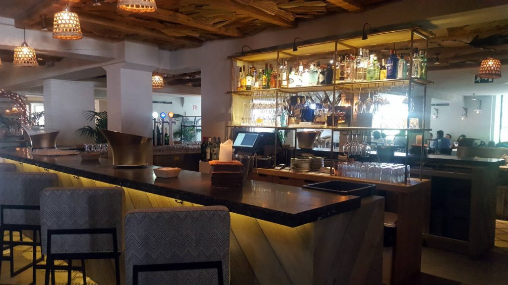 Restaurante El Jardín de la Máquina - Barra