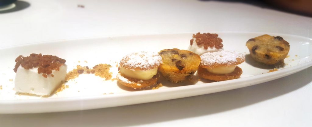 Restaurante La Manzana - Mini pastelitos de la casa