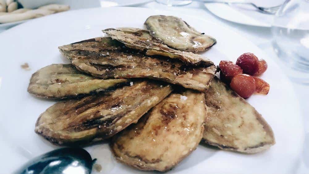 Restaurante St. James Rosario Pino - Abanico de Berenjena a la miel de Trufa Blanca